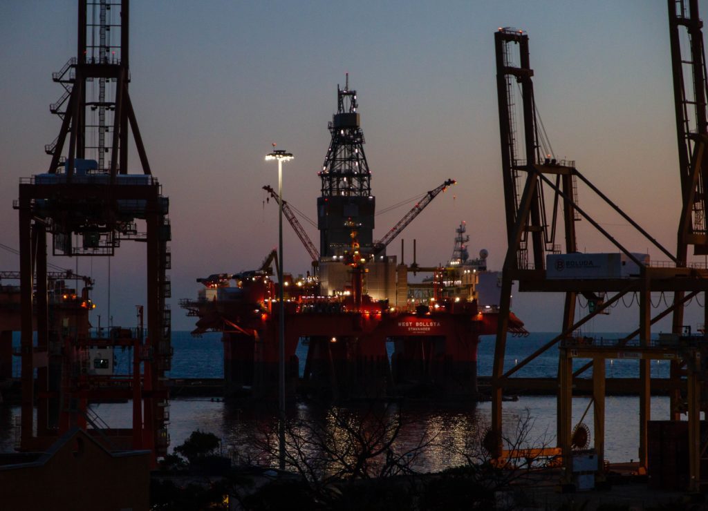 oil rig